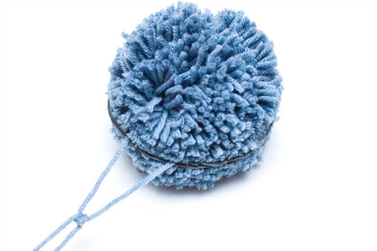 Pom pom yarn knitting patterns