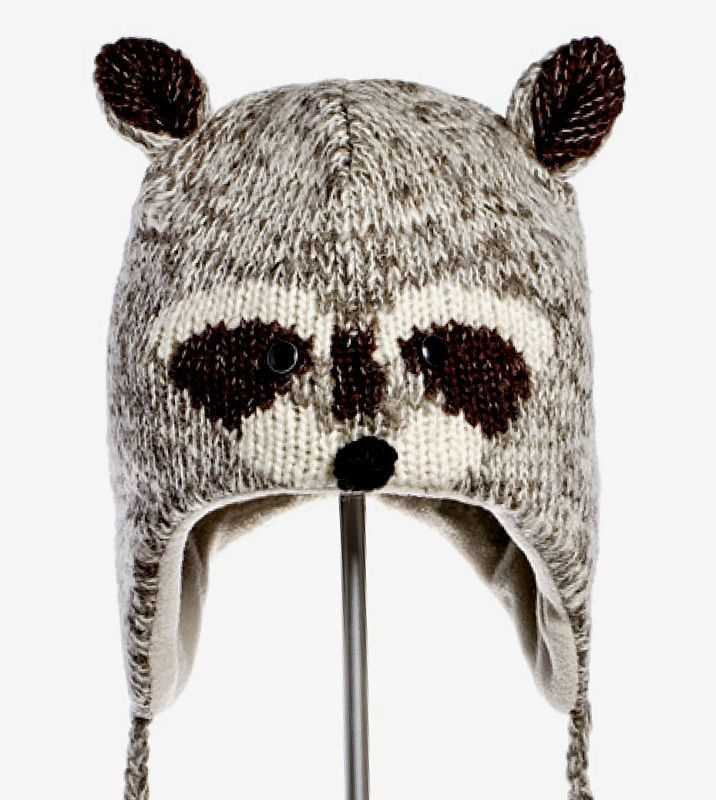 Raccoon hat knitting pattern