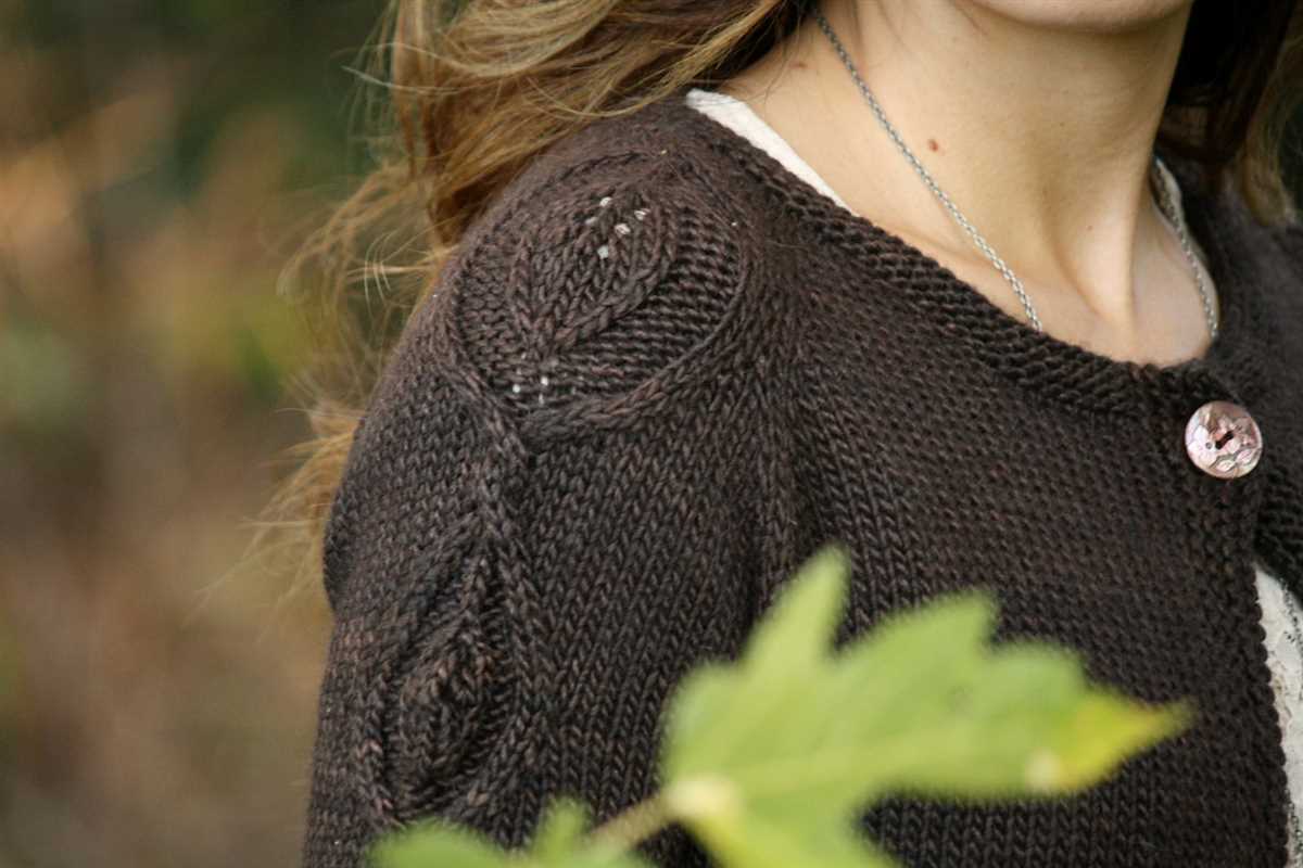 Raised leaf knitting pattern free ravelry