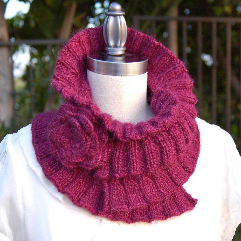 Ruffle edge scarf knitting pattern