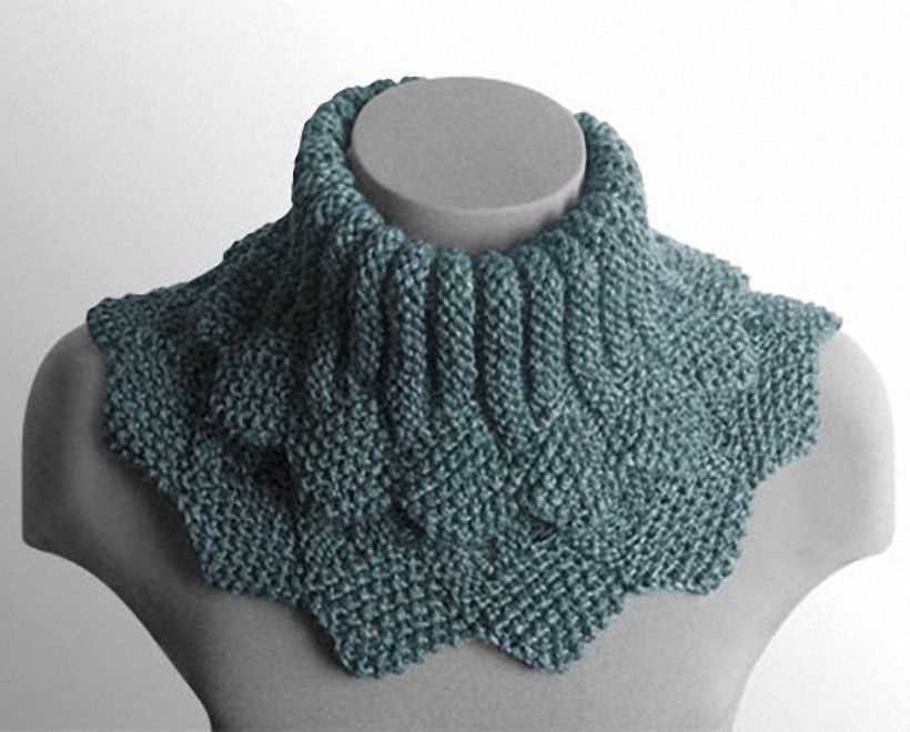 Scalloped scarf knitting pattern