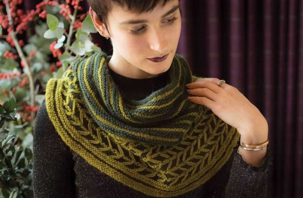 Shawl collared cowl free knitting pattern