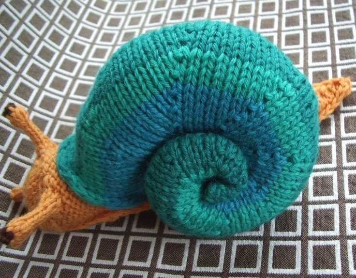 Create Your Own Unique Snail with This Knitting Pattern Snail knitting pattern