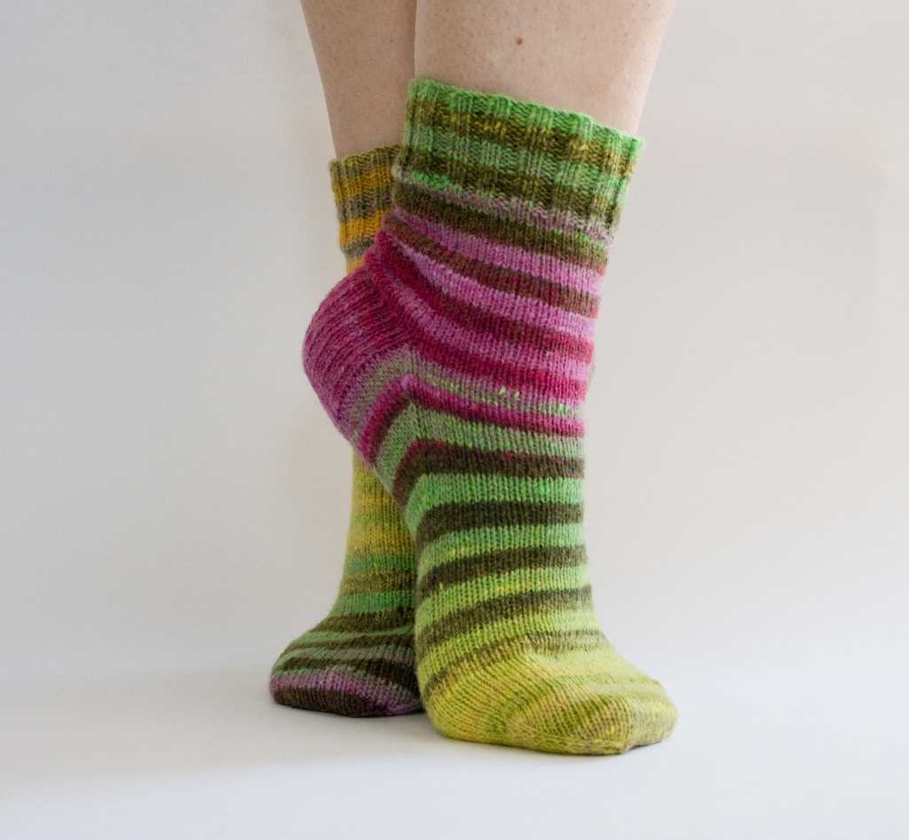 Sock knitting pattern beginner