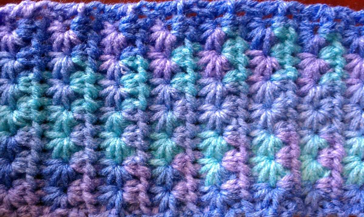 Create a Stunning Scarf with the Unique Star Stitch Knitting Pattern Star stitch scarf knitting pattern