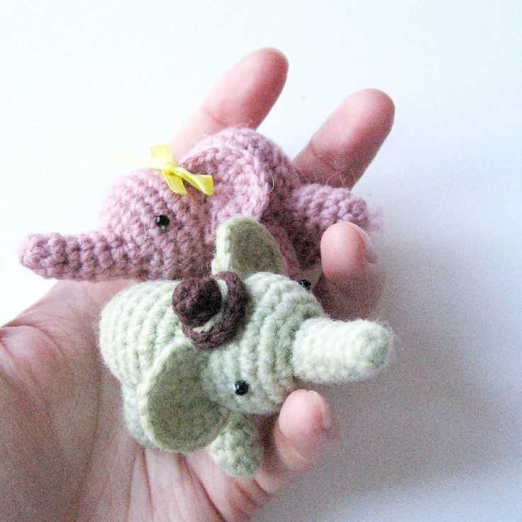 Strange knitting patterns