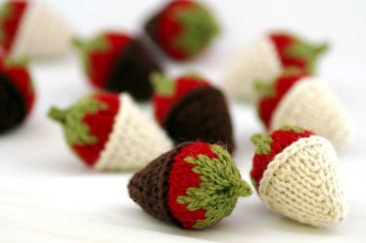 Strawberry knitting pattern