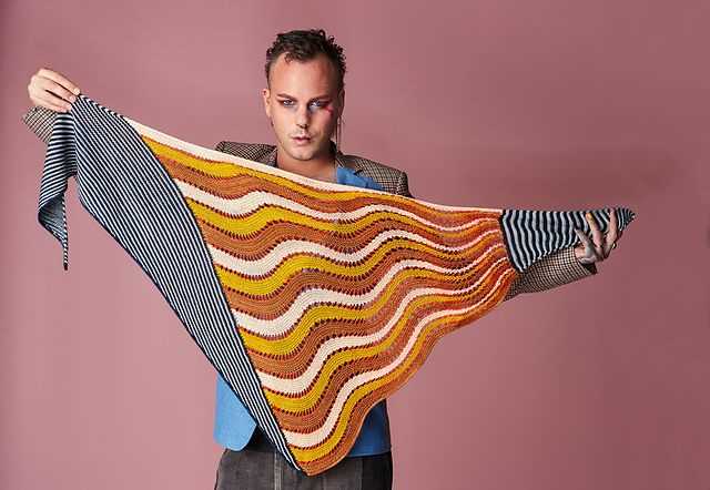 Striped shawl knitting pattern
