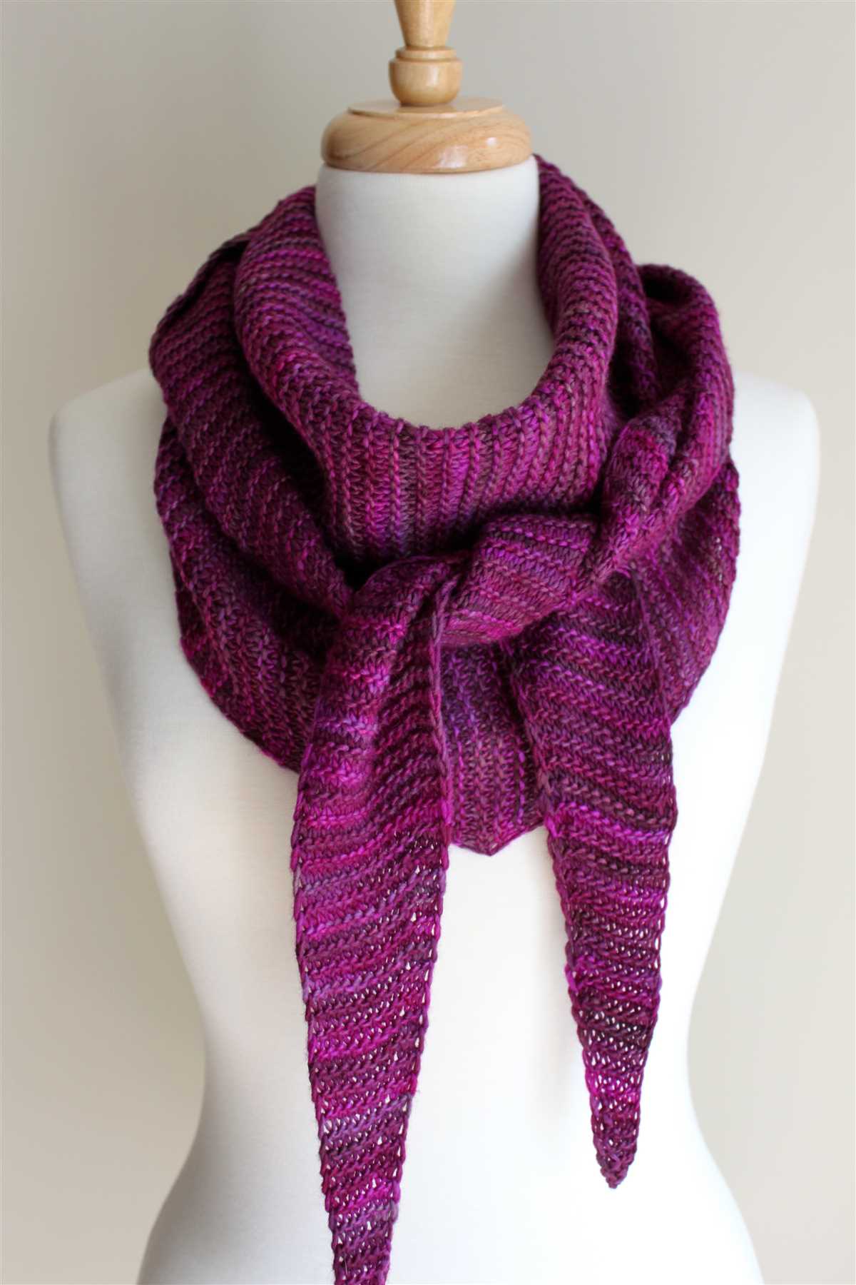 Triangle scarf knitting pattern