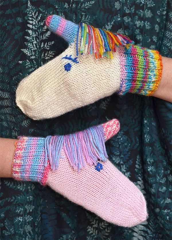 Unicorn mittens knitting pattern