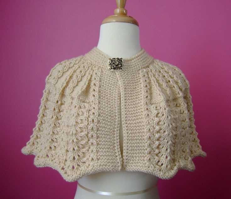 Vintage capelet knitting pattern
