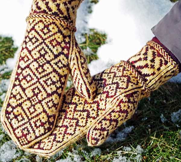 Women's mittens knitting pattern