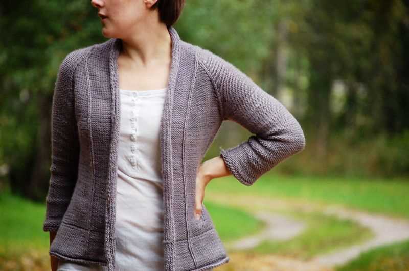 Wrap around cardigan knitting pattern