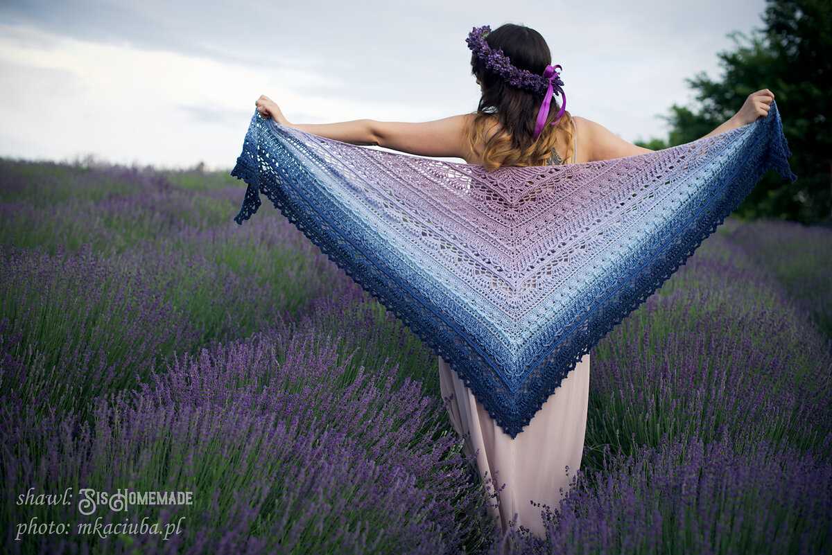 Advent shawl knitting pattern