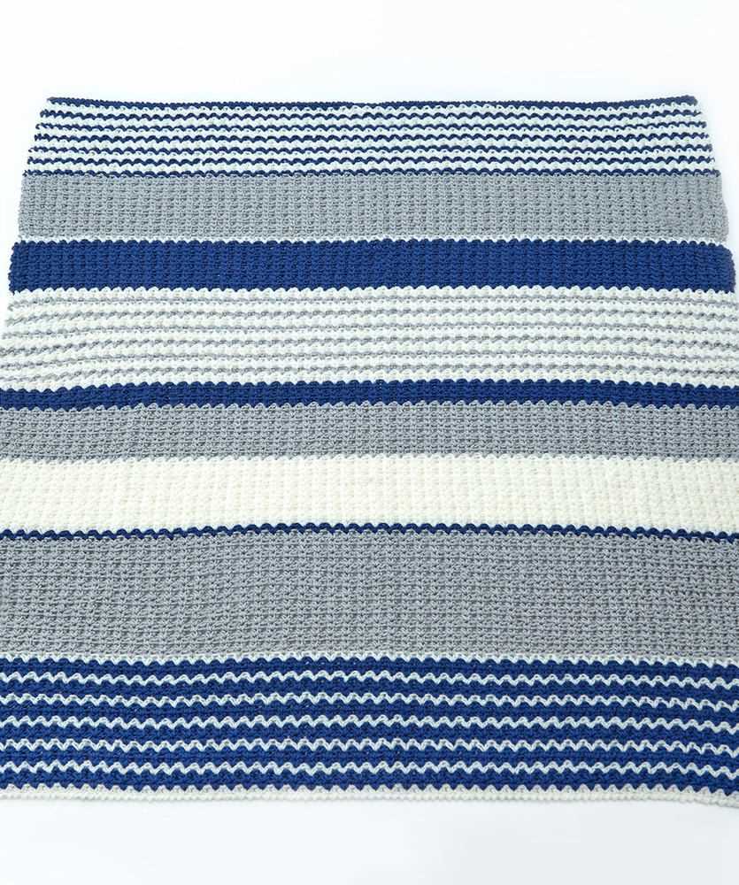 Striped knitted blanket pattern