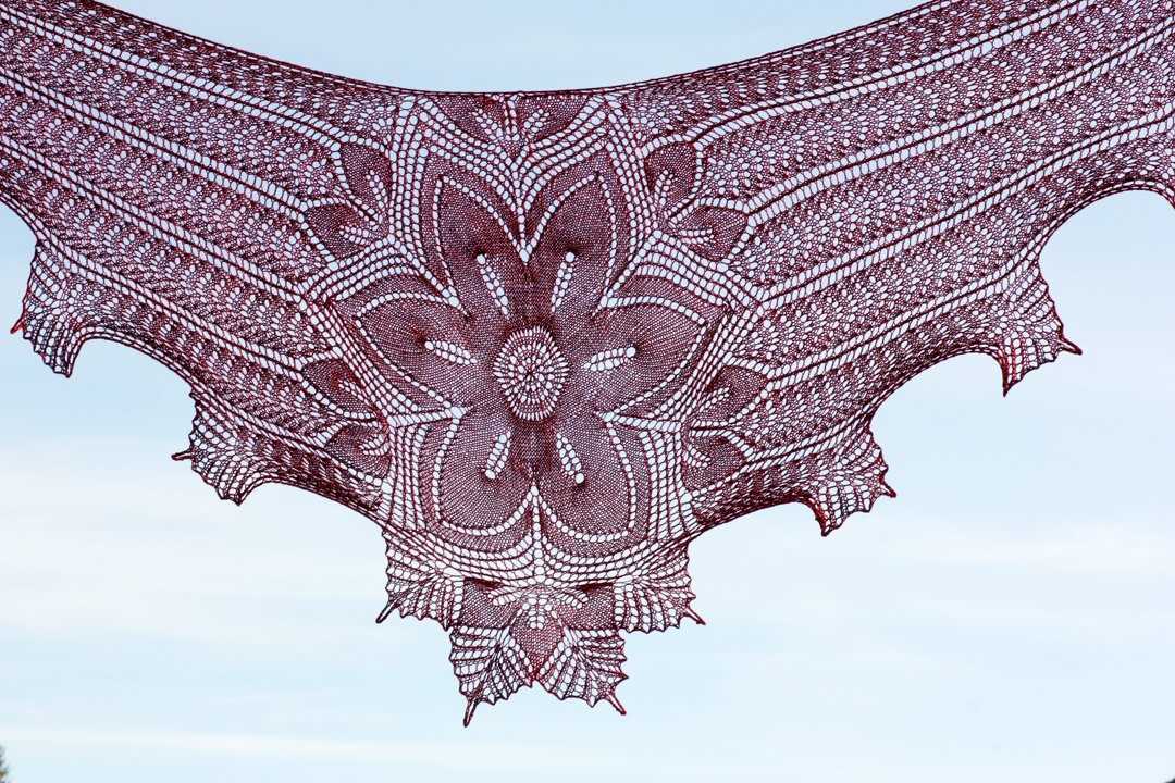 Advent shawl knitting pattern