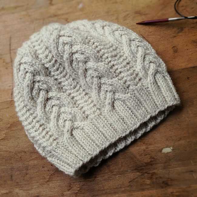 Archie hat knitting pattern