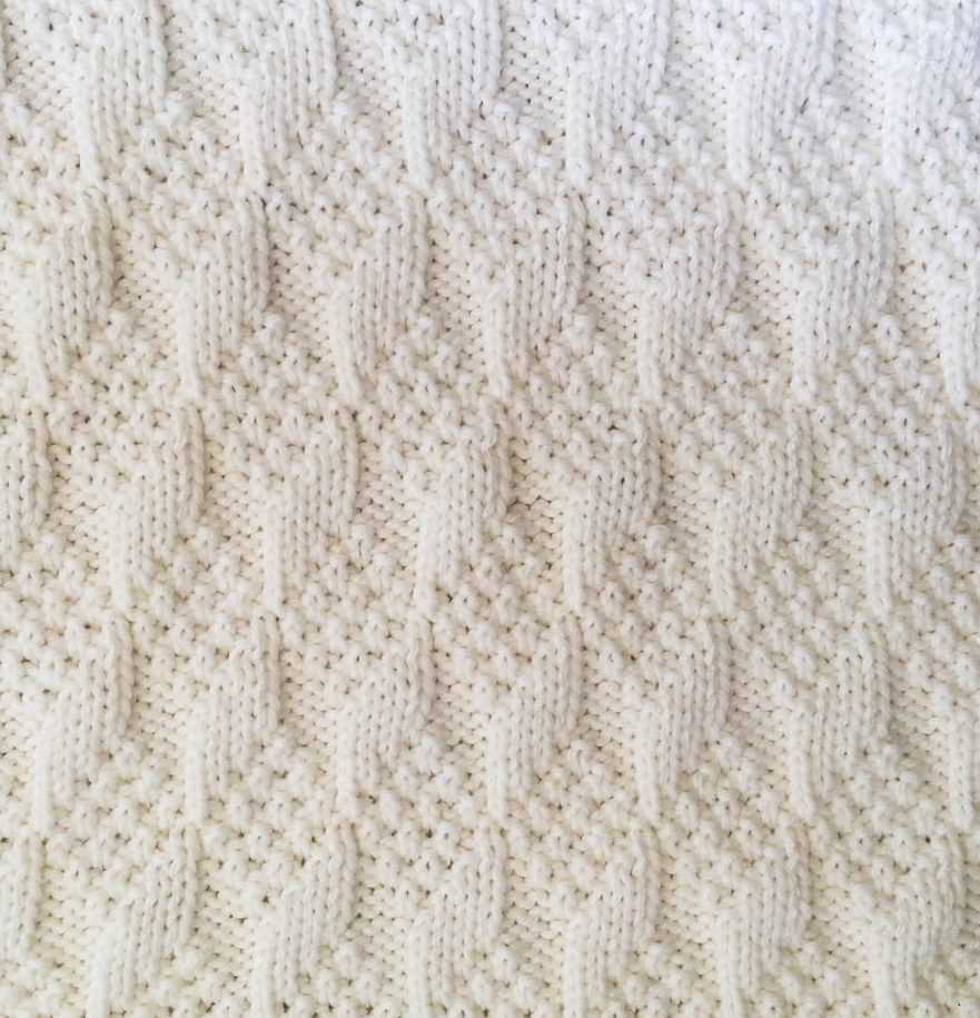 Easy lace blanket knitting pattern