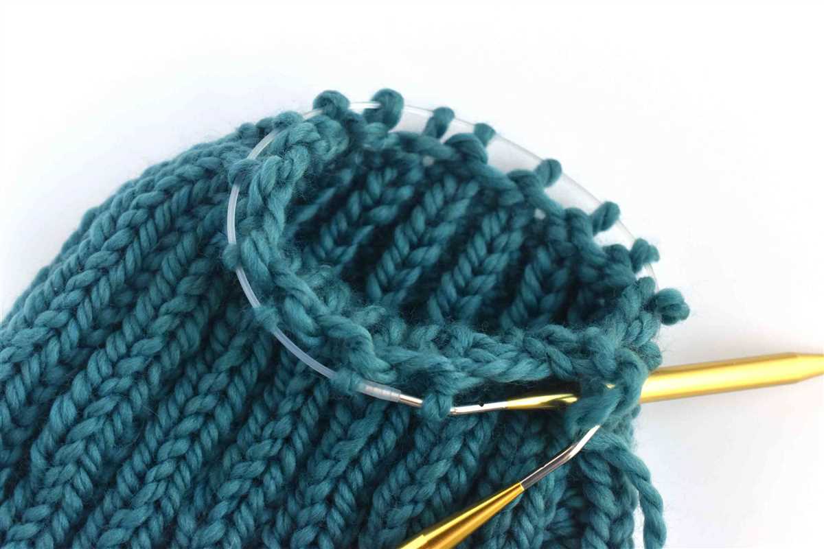 Knit hat with circular needles pattern