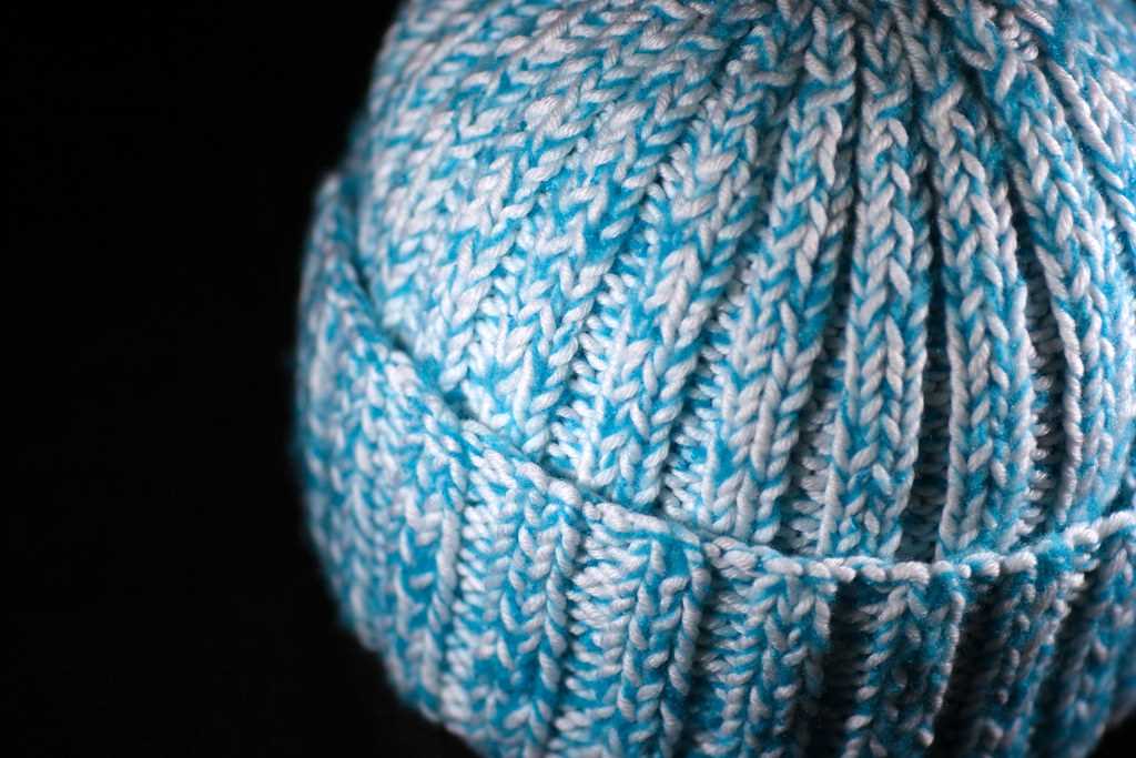 Easy knit hat pattern free straight needles