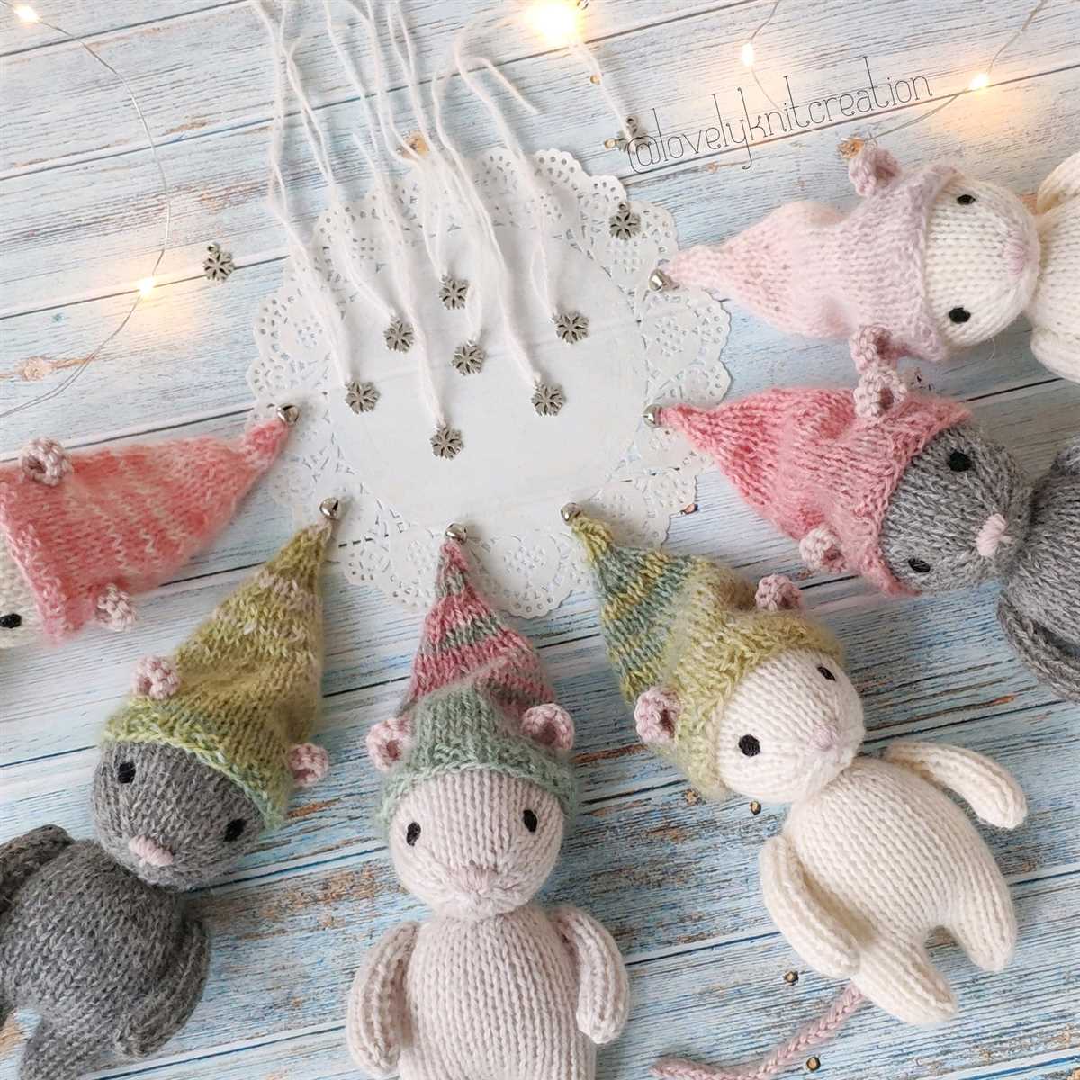 Knitted mice pattern
