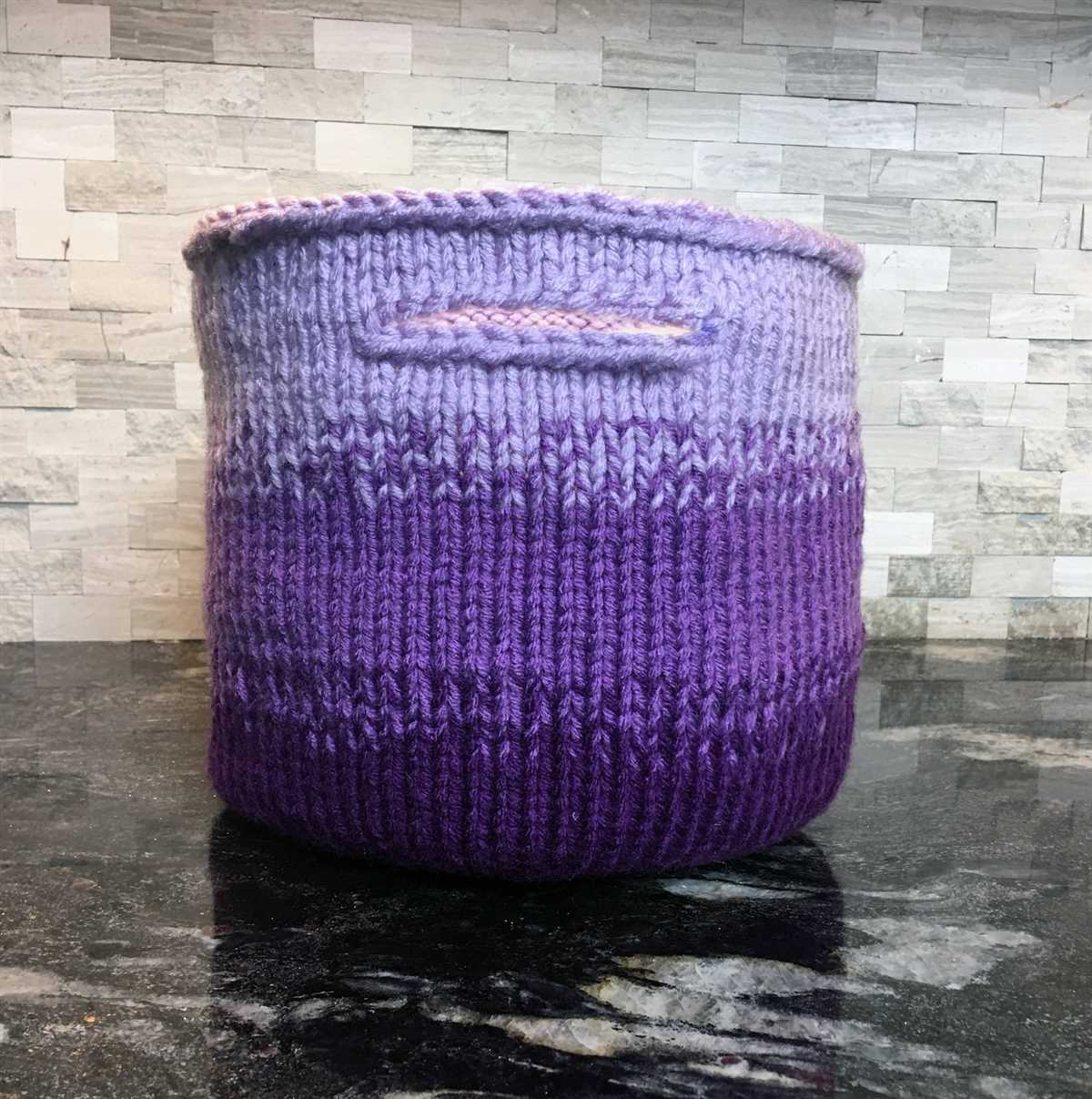 Basket loop knitting pattern