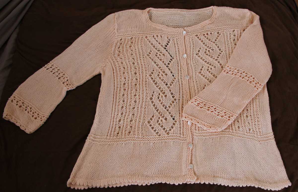 Beginner sweater knitting pattern