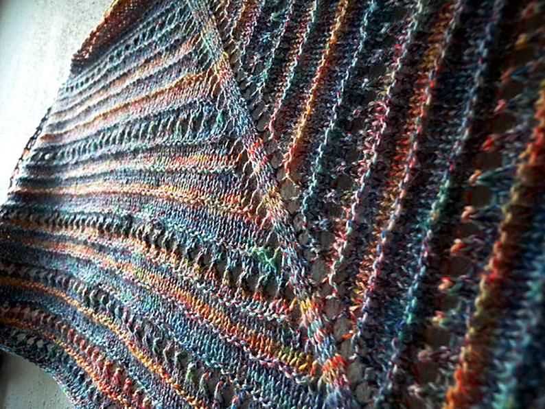 Beginner knit triangle shawl pattern