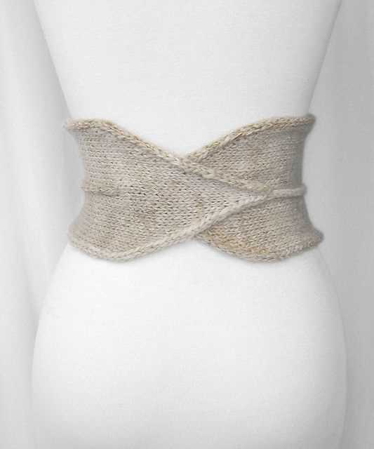 Knit belt pattern