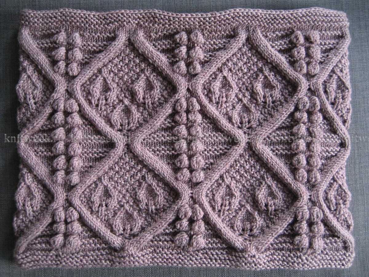 Bobble scarf knitting pattern