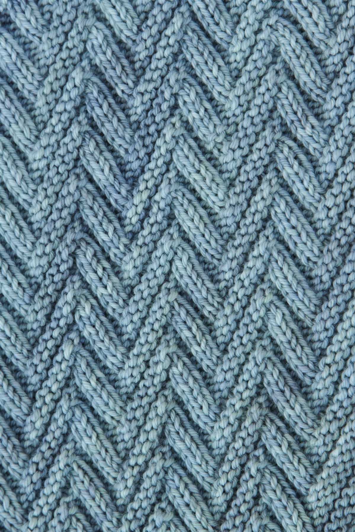 Broken rib scarf knitting pattern