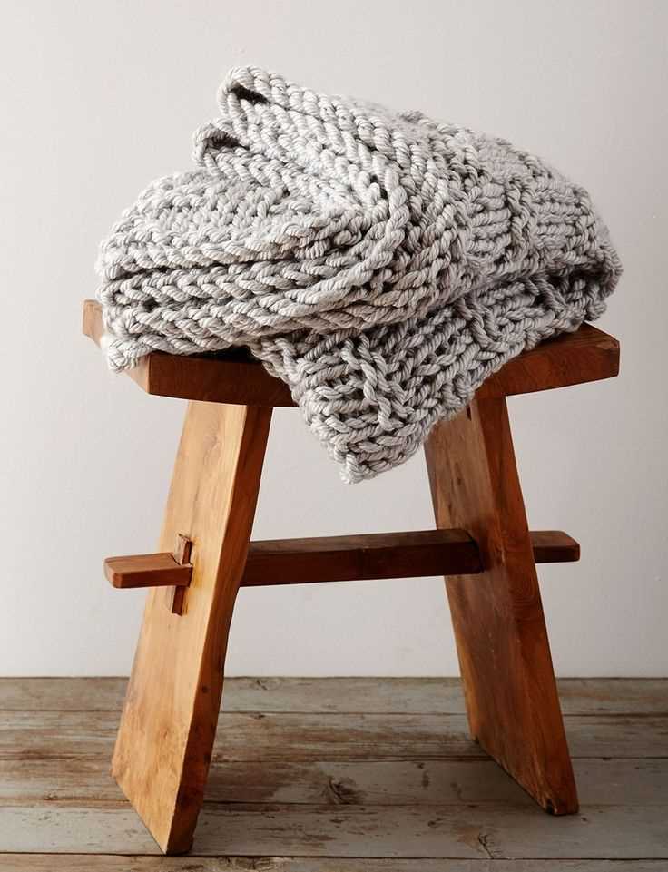 Bulky knit throw pattern