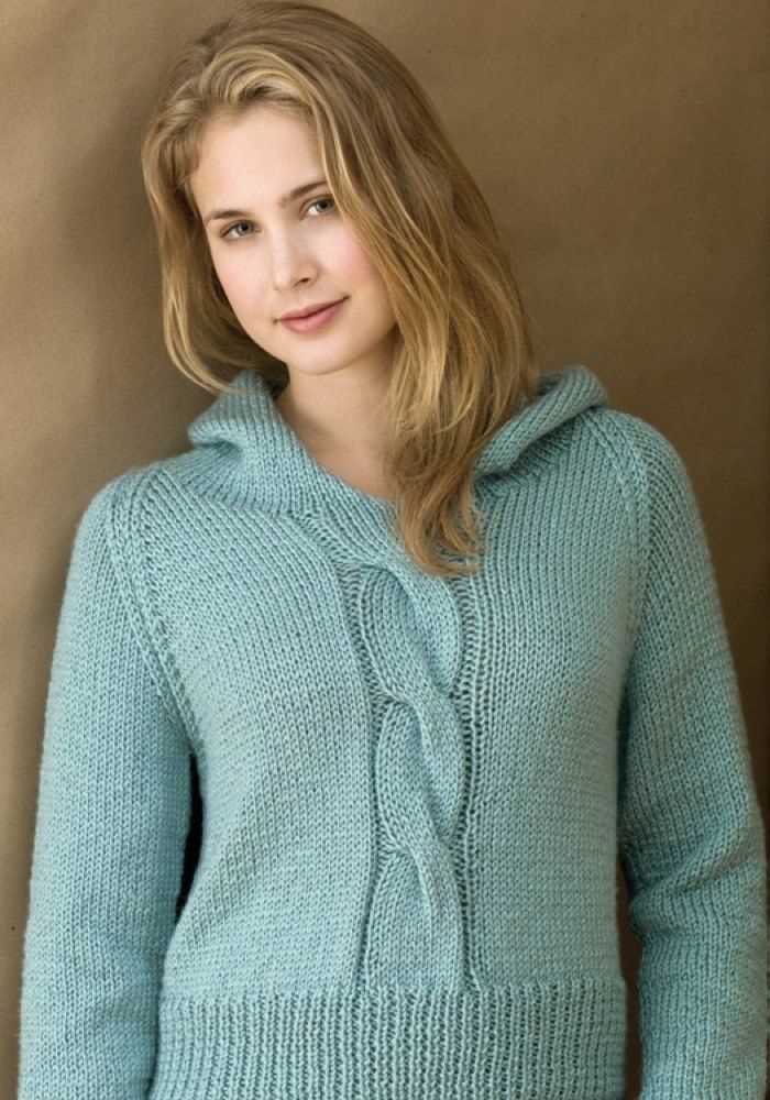 Cable hoodie knitting pattern
