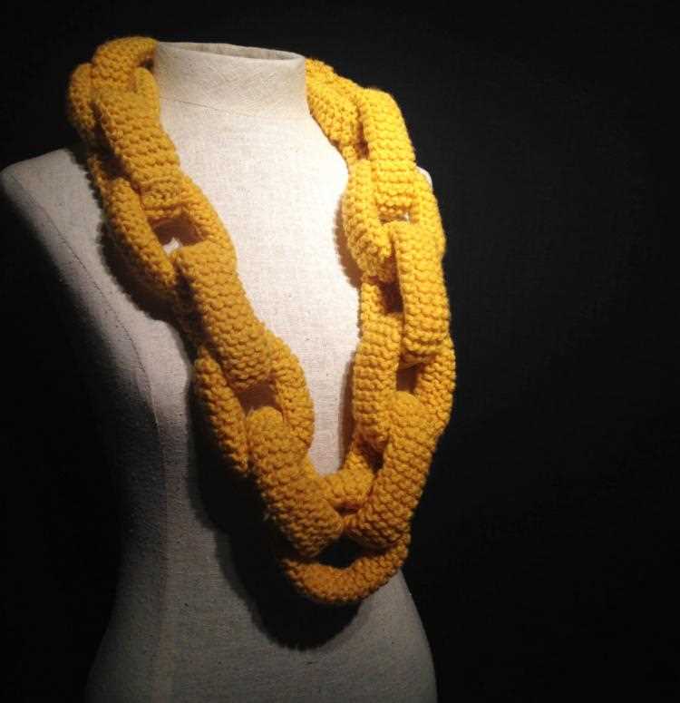Chain link scarf knitting pattern