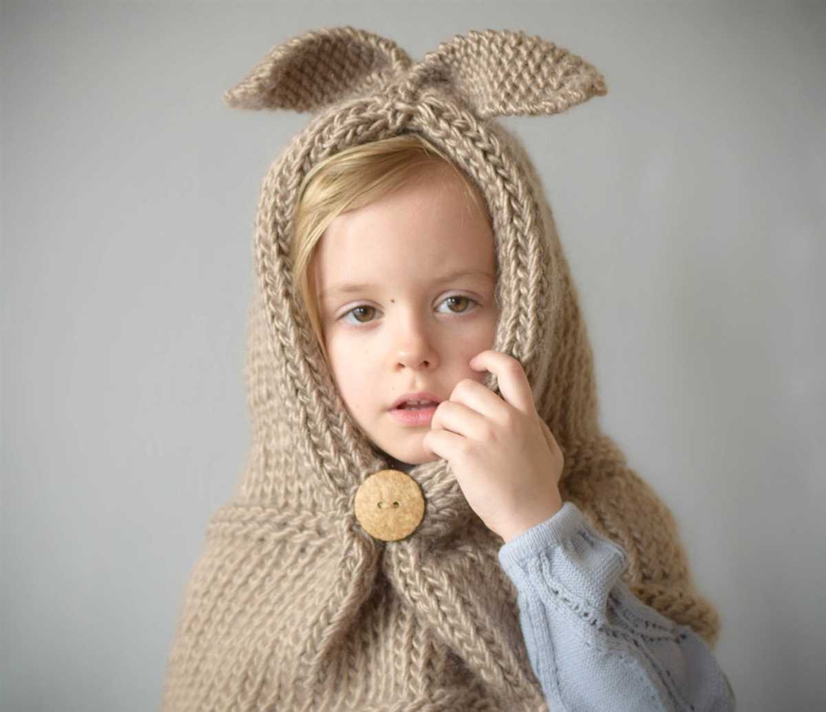 Children's hooded scarf knitting pattern