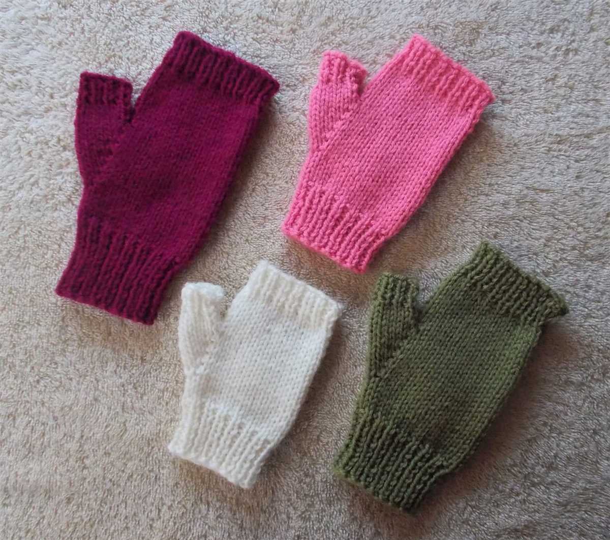 Children's fingerless gloves knit pattern