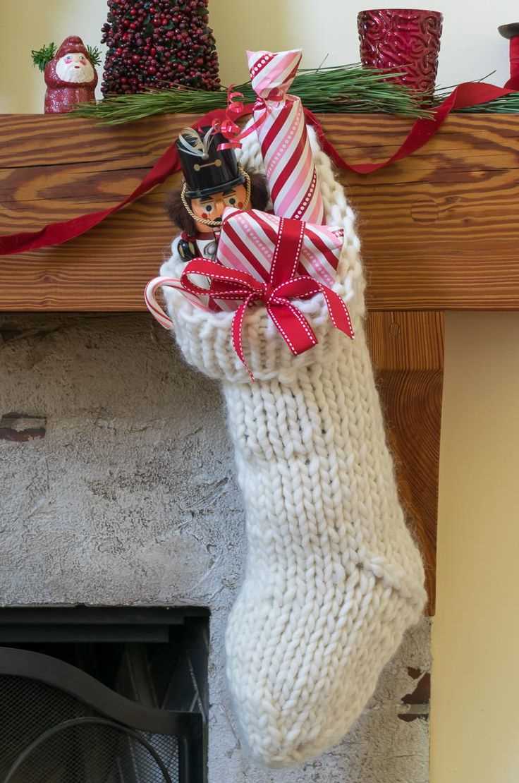 Chunky knitted stocking pattern