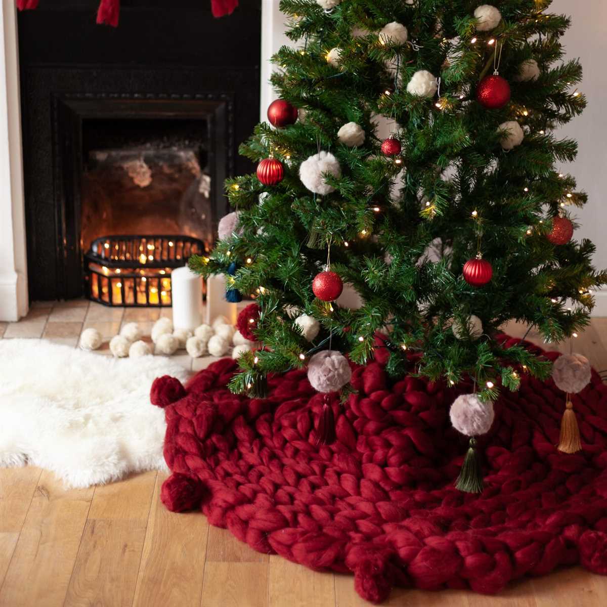 Chunky knit tree skirt pattern