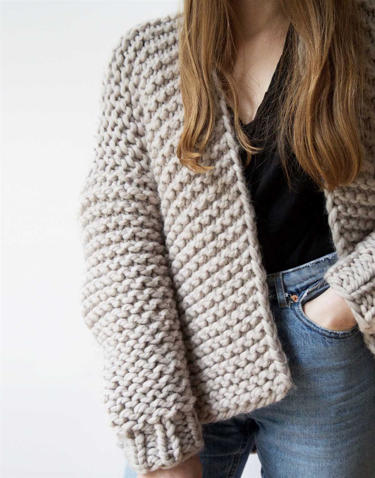 Chunky oversized cardigan knitting pattern