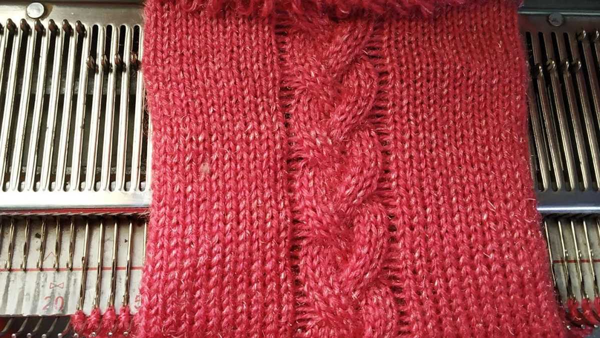 Helical knitting in pattern