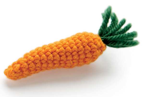 Knitting pattern for a carrot