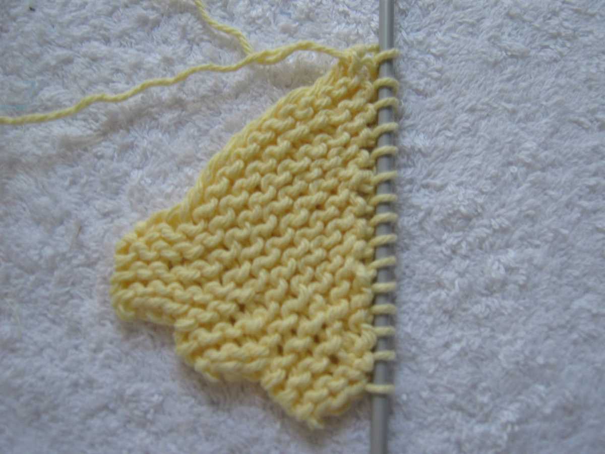 Corner to corner knitted dishcloth pattern