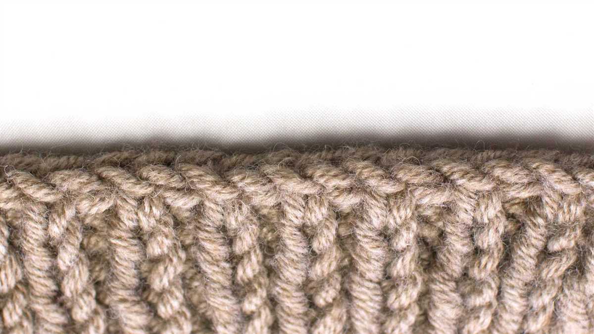 Knitting bind off in pattern