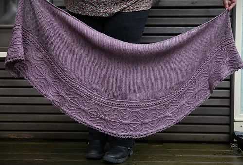 Crescent shawl knit pattern free