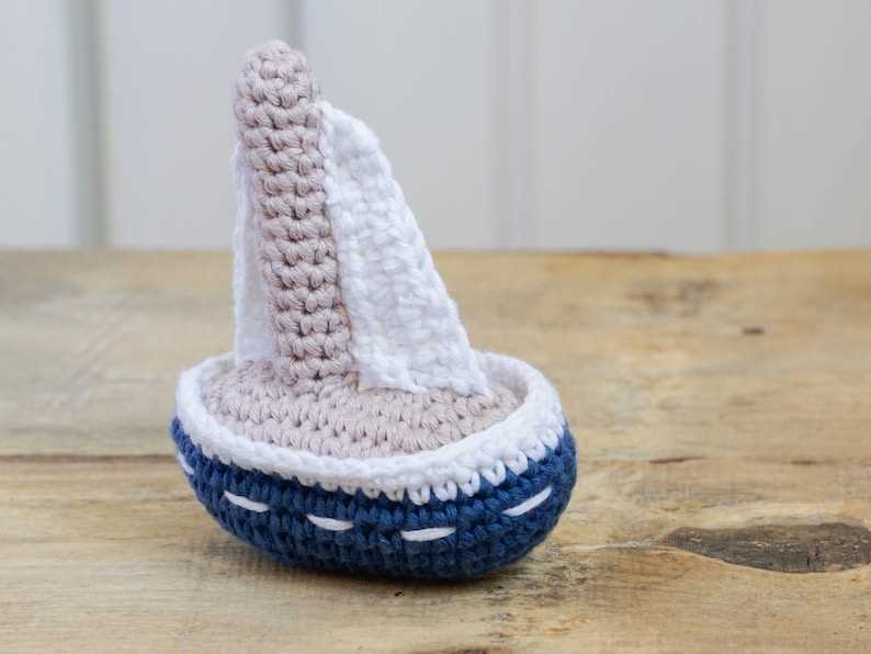 Creating a Beautiful Knitted Boat Design - A Step-by-Step Guide Knitted boat pattern
