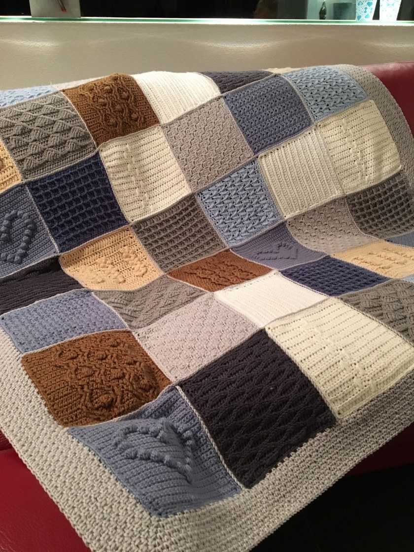 Knitted bedspread pattern