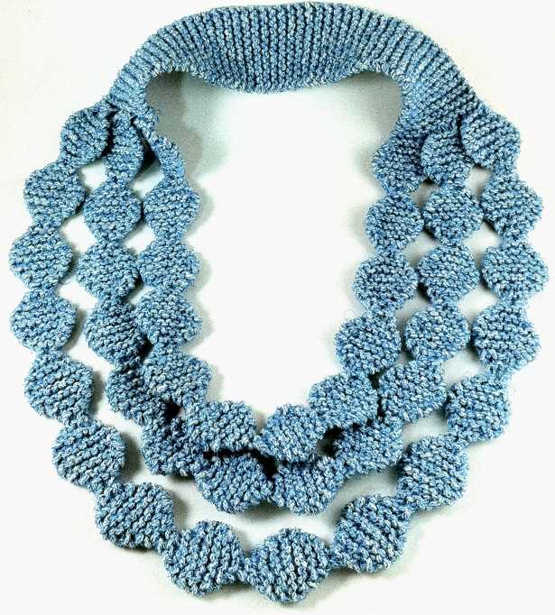 Knit necklace pattern