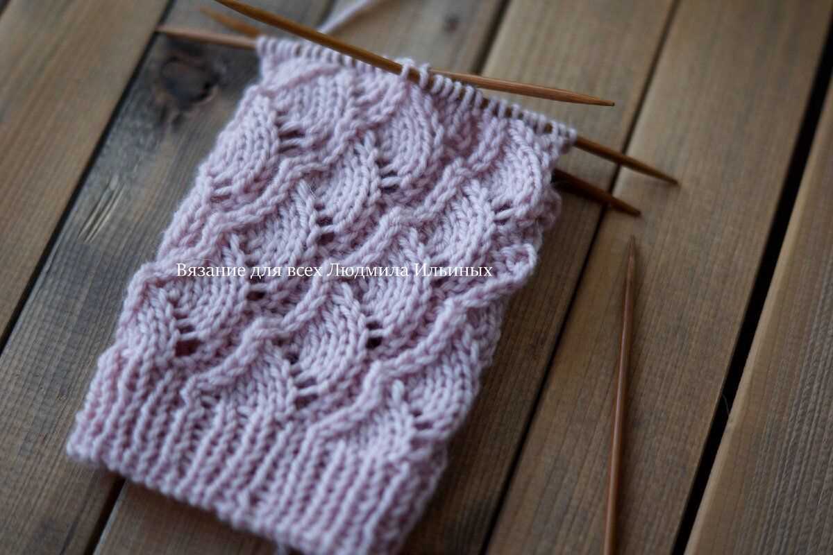 Diagonal scarf knit pattern