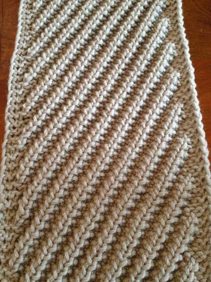Unleash Your Creativity with a Stunning Diagonal Knitted Scarf Pattern Diagonal knitted scarf pattern free