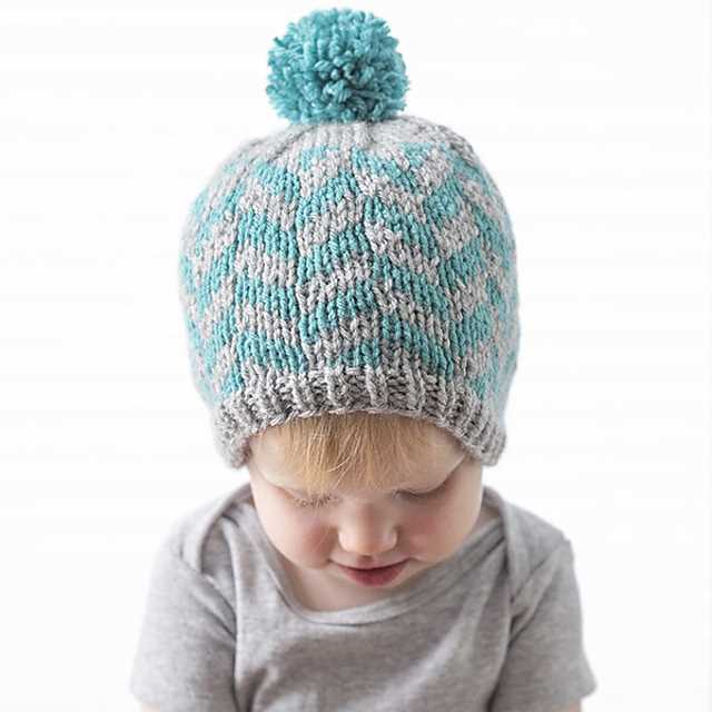 Knit pattern baby hat